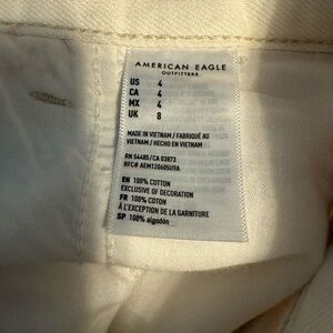 Brand new American Eagle high waisted mom shorts size 4